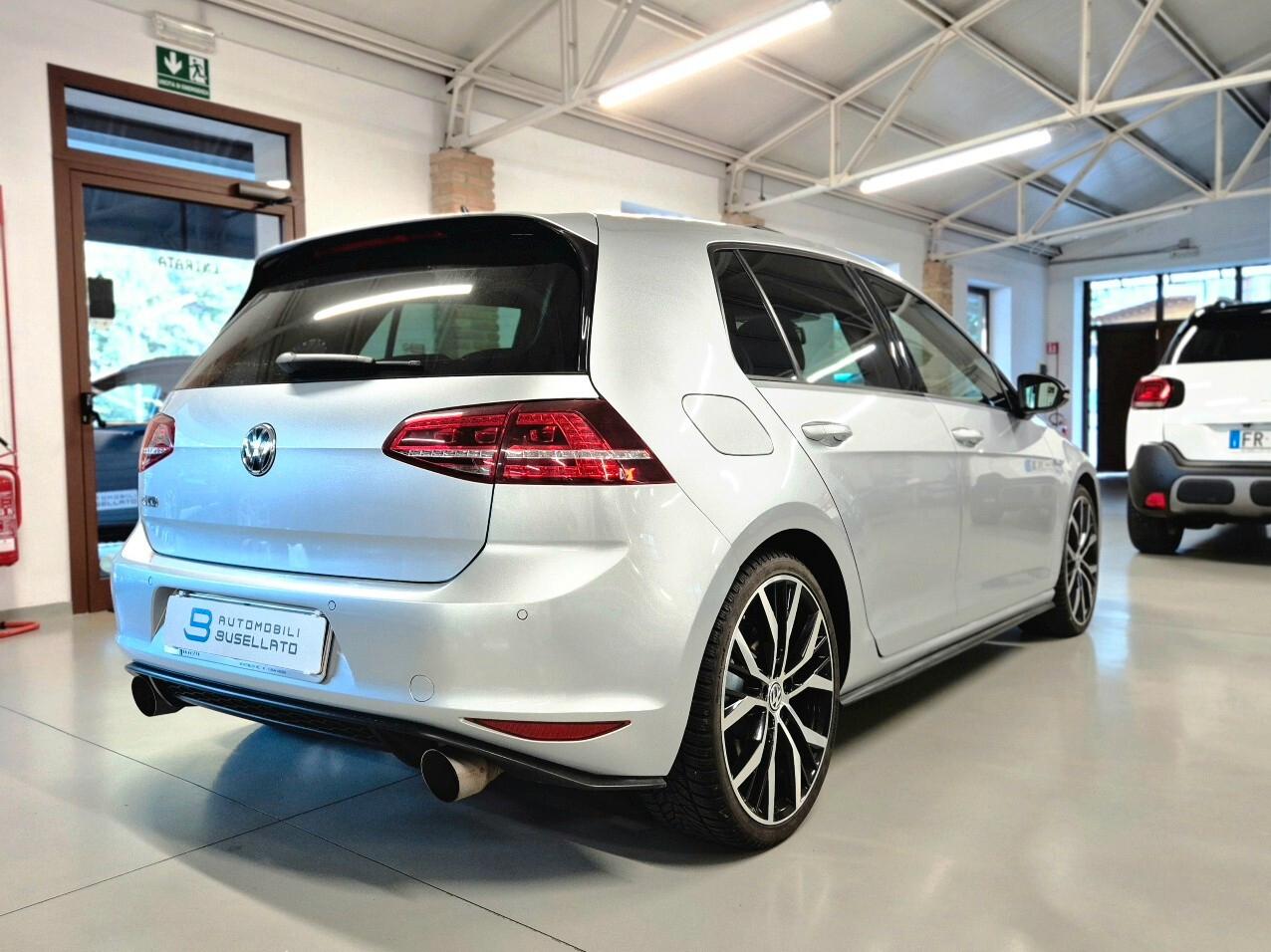 Volkswagen Golf GTD 2.0 TDI DSG 5p. BlueMotion Technology