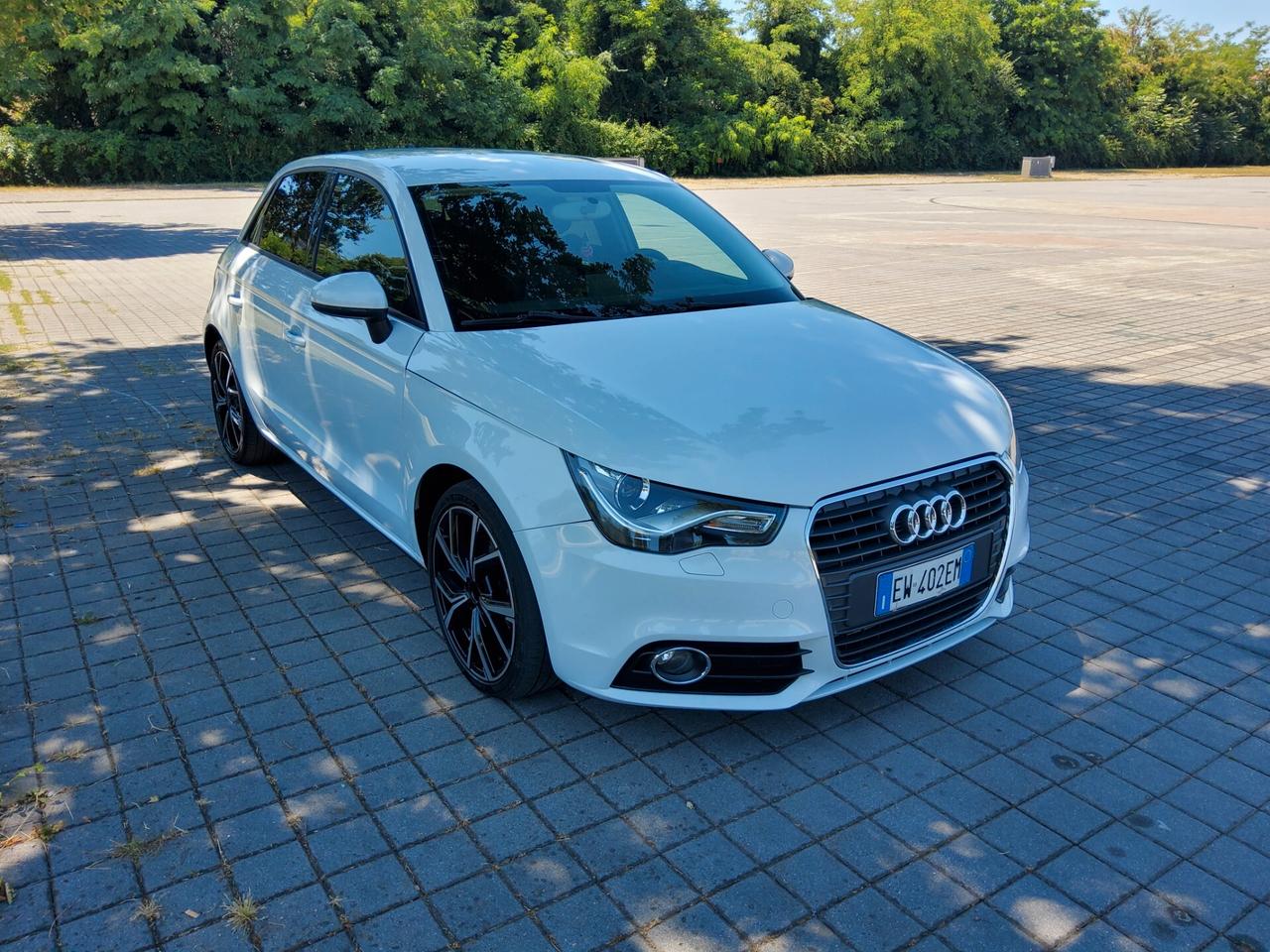 Audi A1 1.6 TDI S tronic line edition