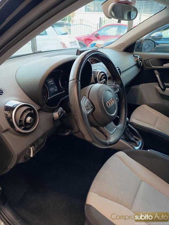 AUDI A1 SPB 1.6 TDI S tronic Attraction
