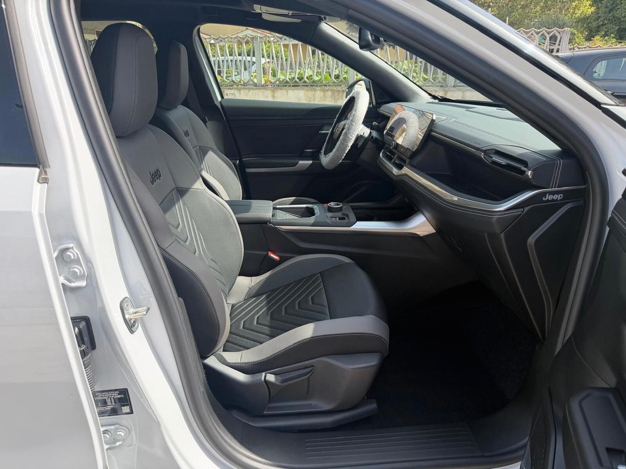 Jeep Compass 1.2 Turbo e-hybrid MHEV Summit 145CV EDCT6