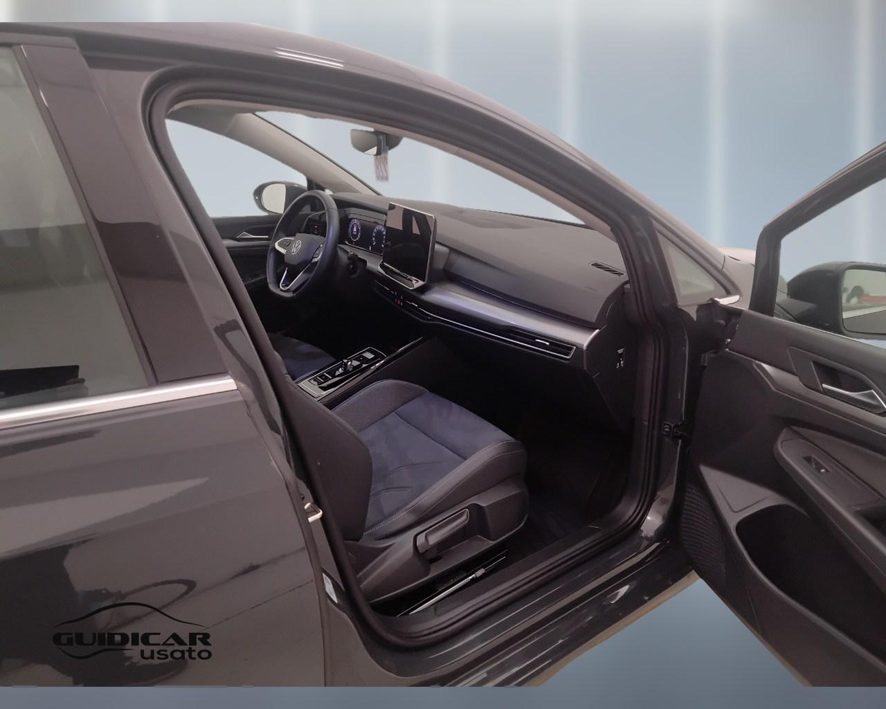 VOLKSWAGEN Golf VIII 2024 - Golf 1.5 tsi ehybrid Style 204cv dsg