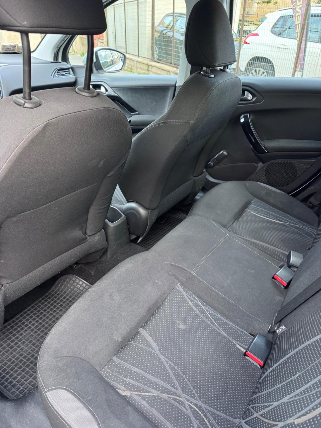 Peugeot 208 PureTech 68 5 porte Access