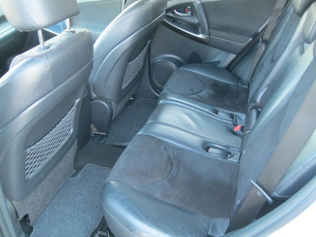 Toyota RAV 4 RAV4 Crossover 2.2 D-Cat A/T 150 CV Executive