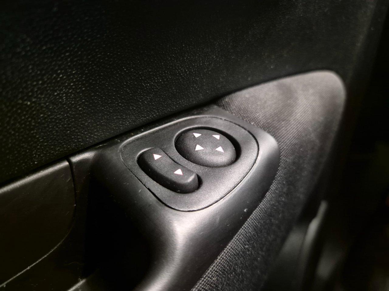 Fiat 500 1.0 hybrid Club 70cv - NEOATENTATI - PREZZO REALE !!