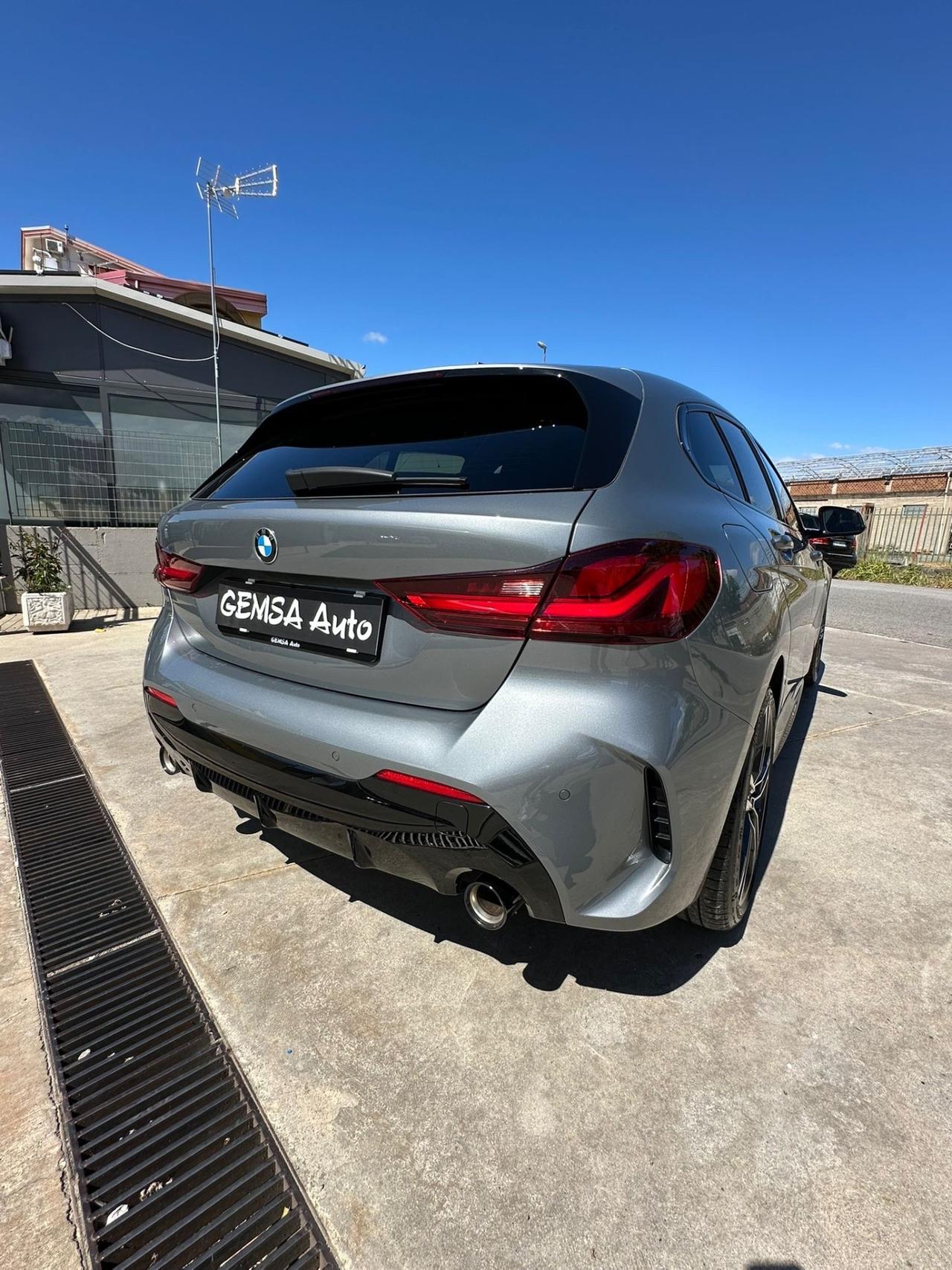 Bmw 118 118d 5p. Msport