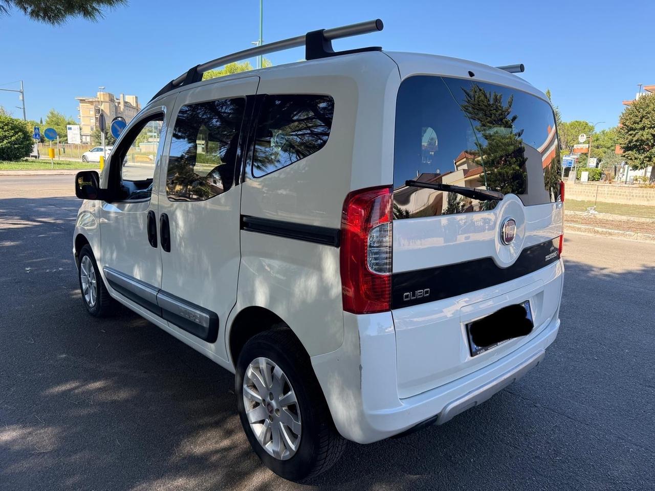 Fiat Qubo 1.3 MJT 95 CV Trekking con navigatore