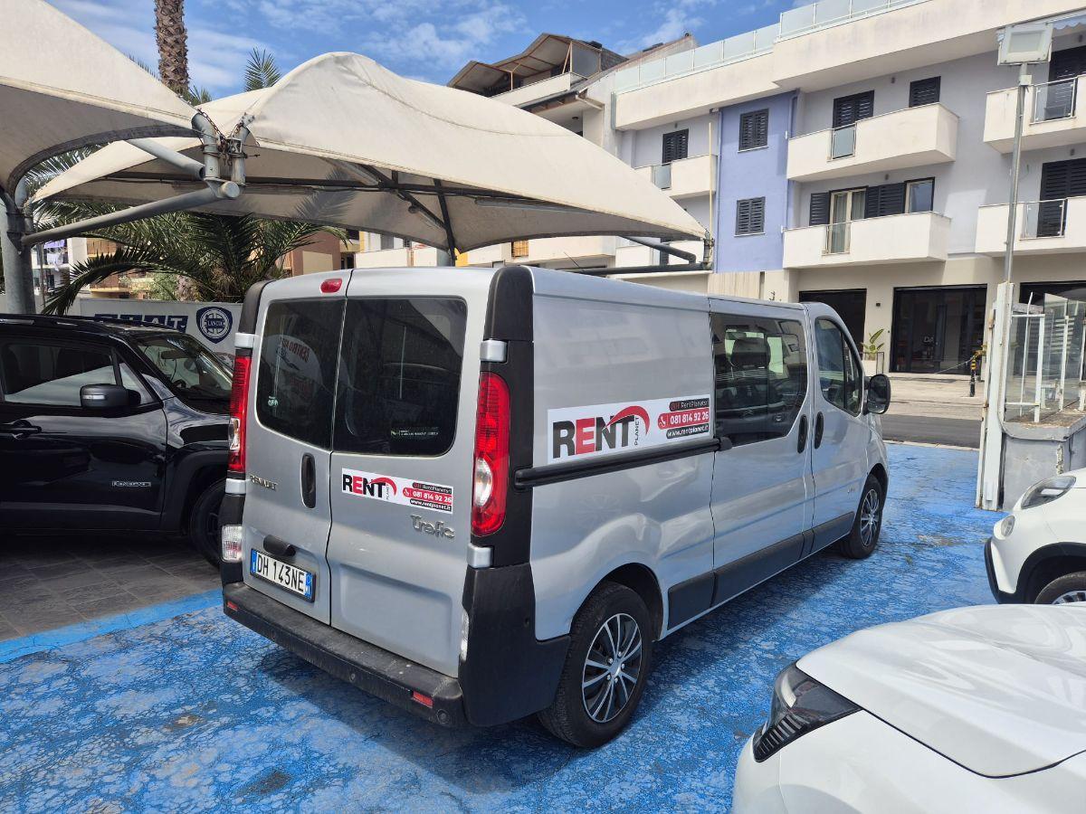 RENAULT - Trafic 2.0 diesel 6 posti