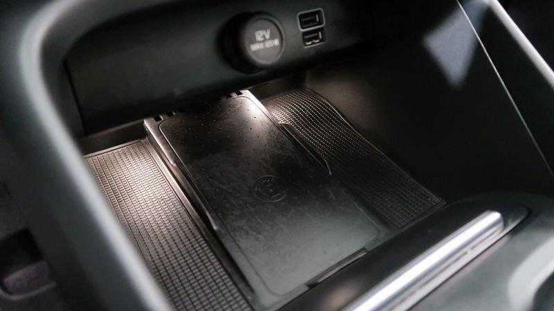 Volvo XC40 Recharge T4 Plug-in Hybrid auto Recharge Core