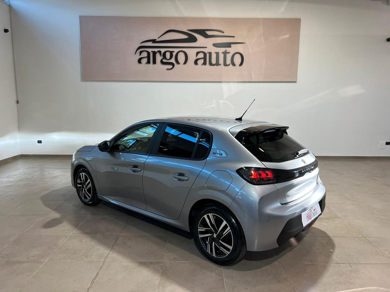 Peugeot 208 PureTech 75 Stop&Start 5 porte Style