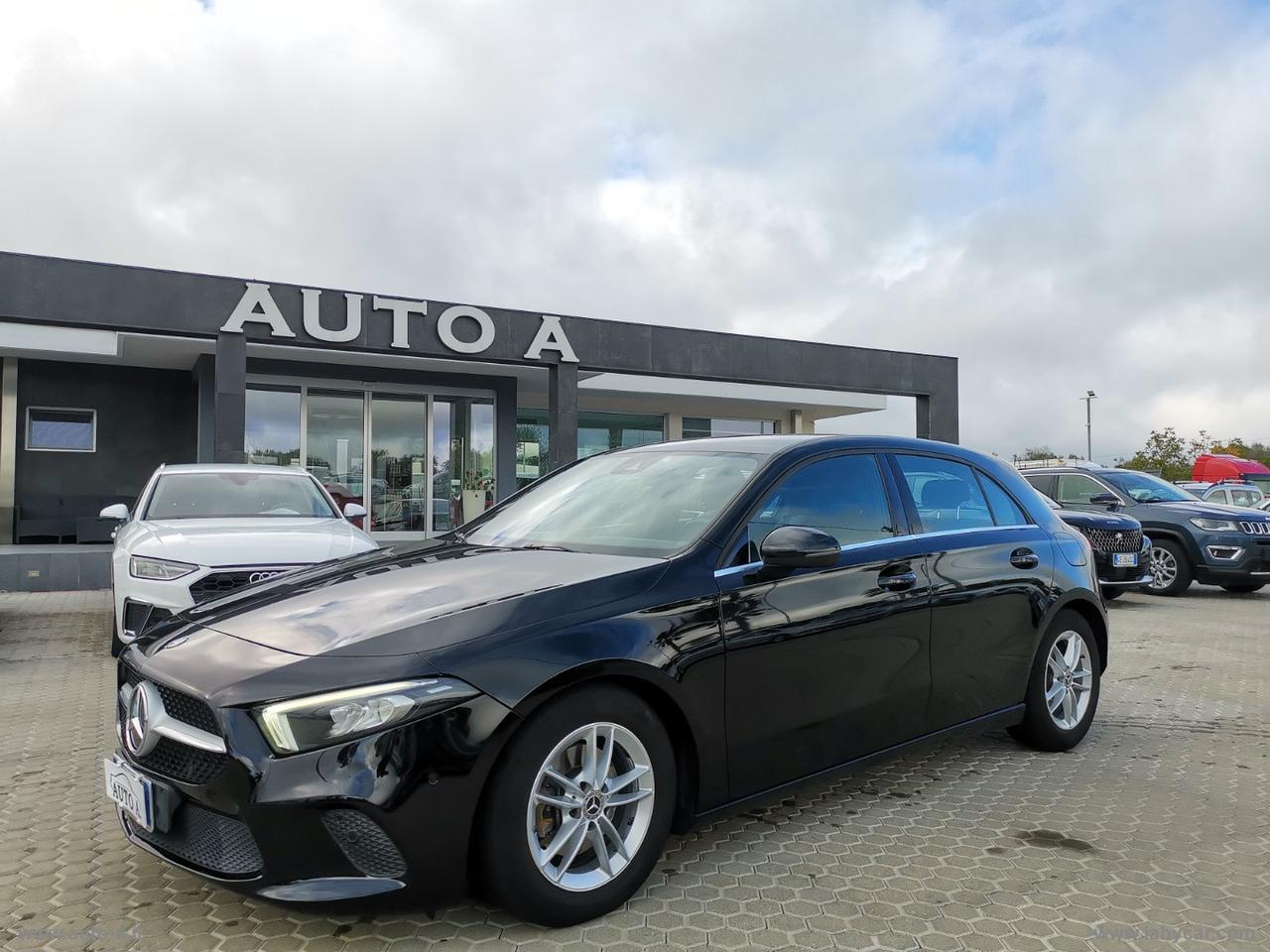 MERCEDES-BENZ A 180 d Automatic Business