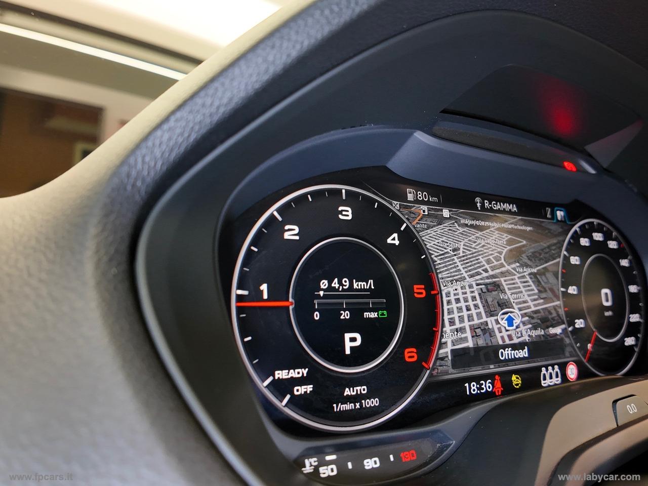 AUDI Q2 35 TDI quattro S tr. Identity Black