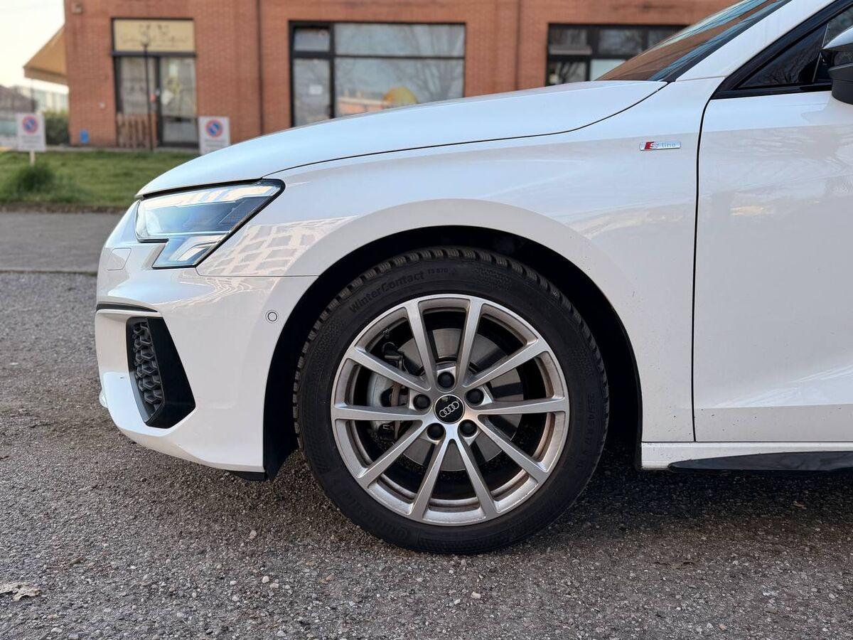 Audi A3 Sportback 35 1.5 tfsi mhev S line edition s-tronic