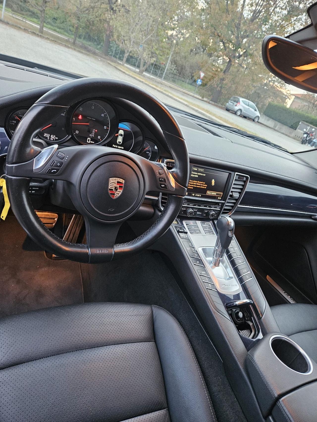 Porsche Panamera 3.0 Diesel v6