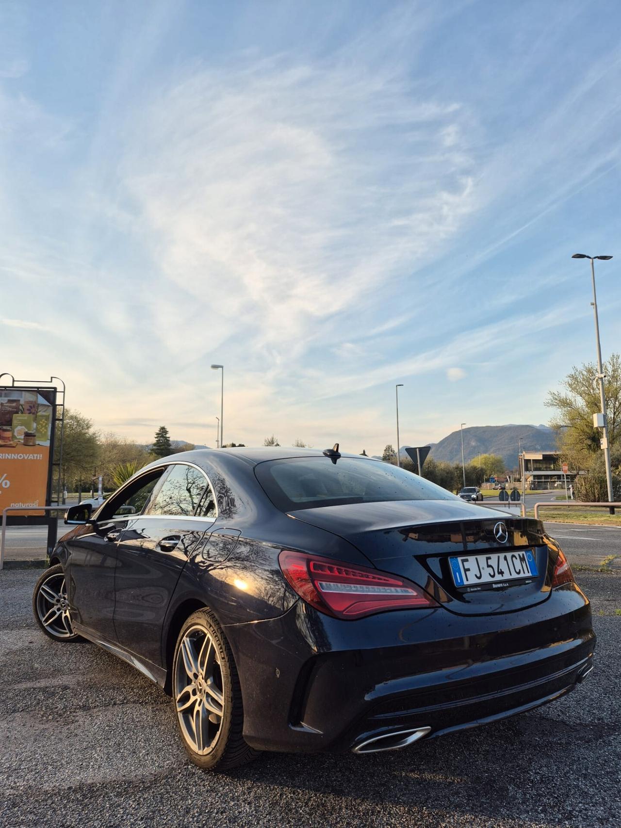 Mercedes-benz CLA 220 d 4Matic Automatic Business