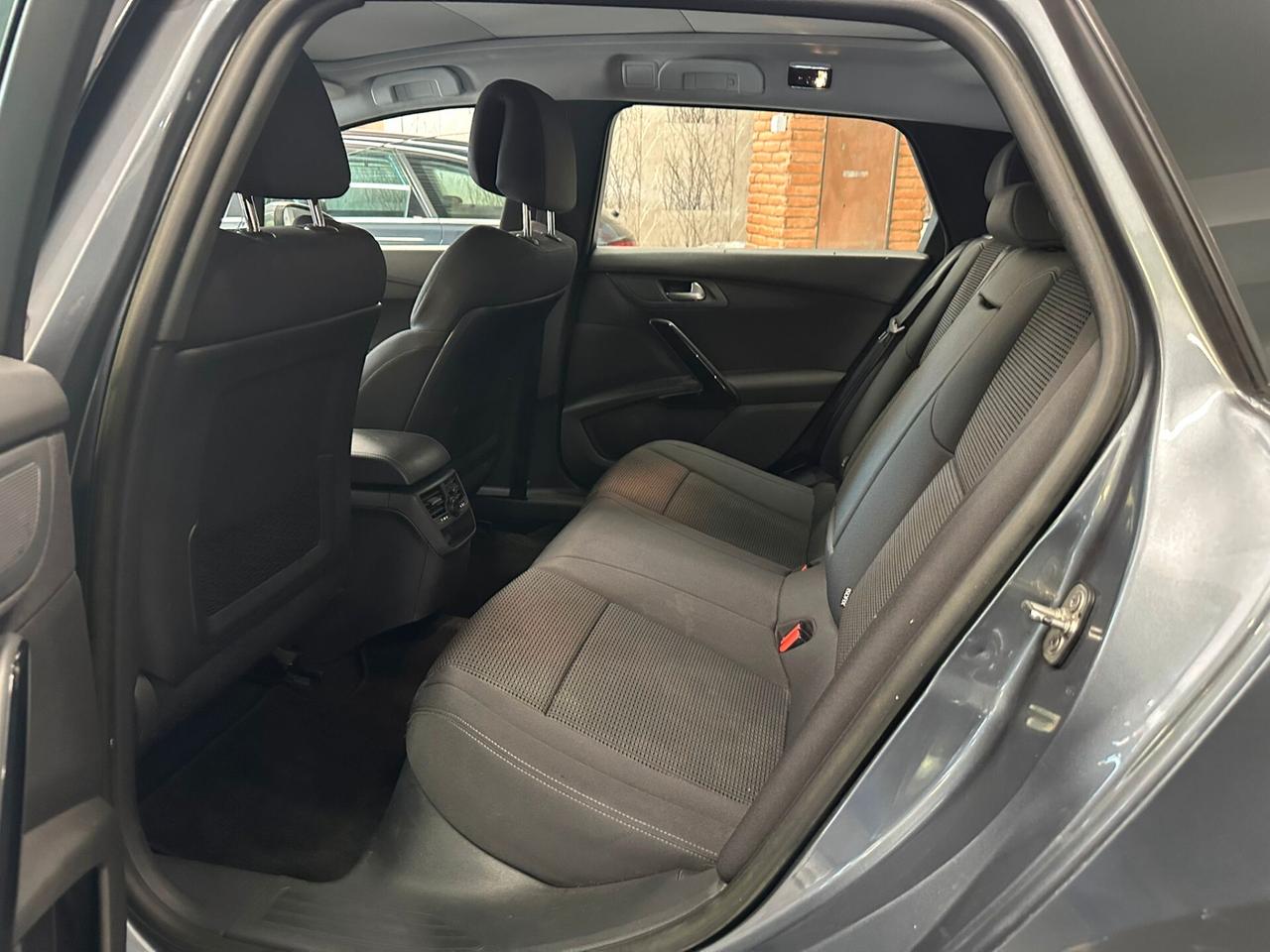 Peugeot 508 1.6 e-HDi 115CV S&S SW Ciel Business
