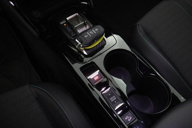 PEUGEOT 2008 2008 PureTech 130 S&S EAT8 Allure Pack