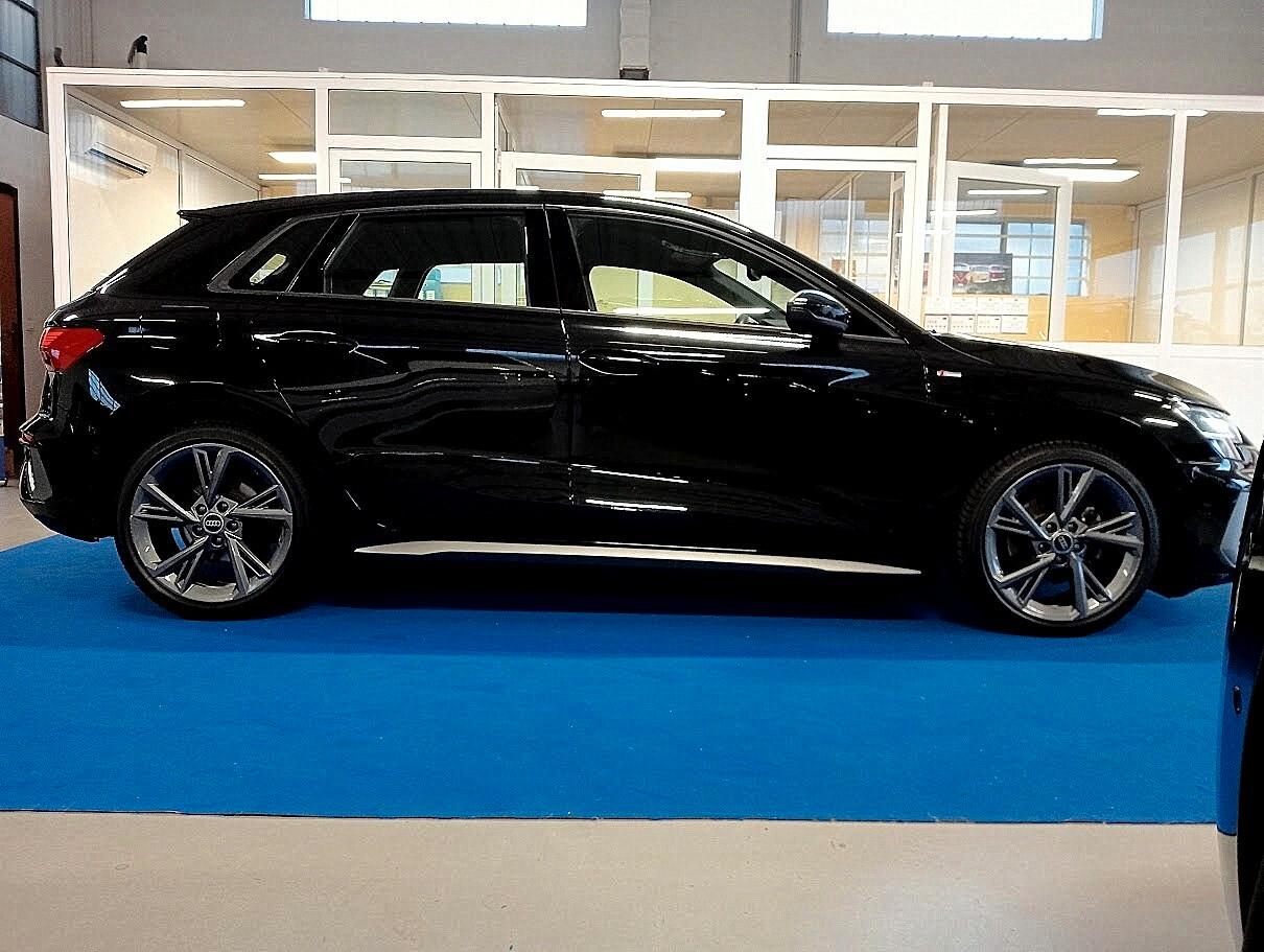 Audi A3 Sportback 2.0TDI 150cv SLINE IVA DEDUCIBILE S-LINE