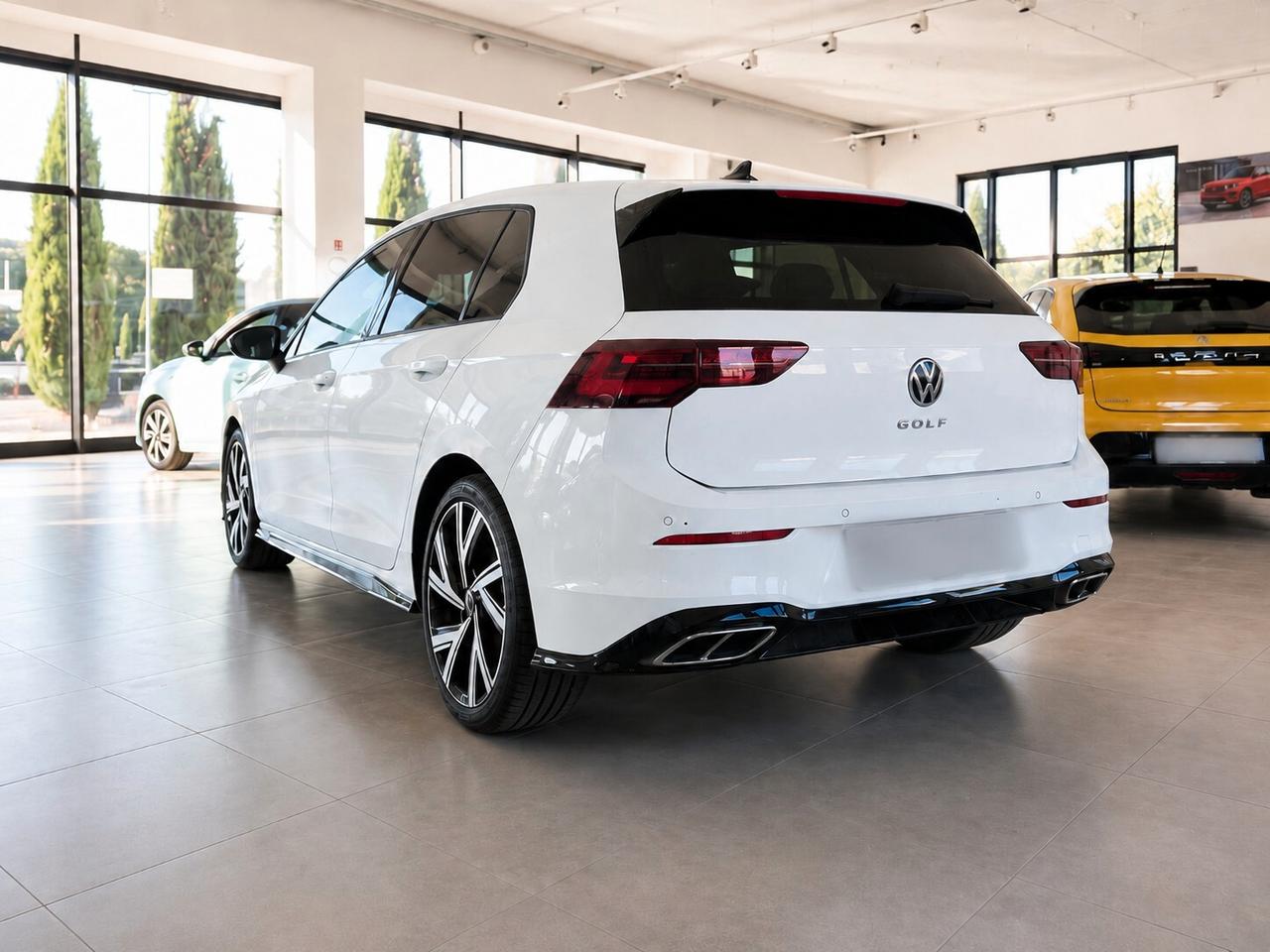 Volkswagen Golf 1.5 TSI 150 CV EVO ACT R-Line