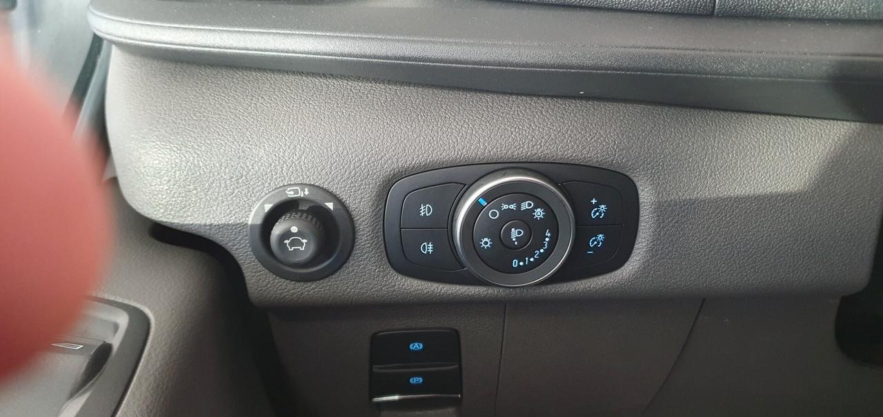 Ford Transit E-Transit Van 350 L2H2 Trend 269CV Batt. 68KWh Auton. 260Km