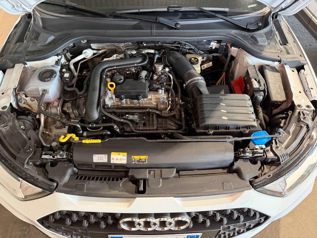 Audi A1 allstreet 30 TFSI S tronic Identity Contrast