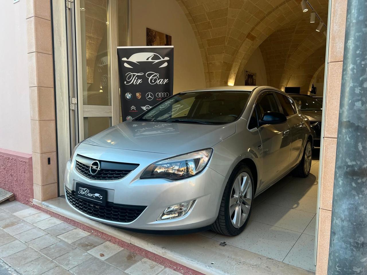 OPEL ASTRA COSMO 1.7 CDTI 125CV 92KW PELLE NAVI CRUISE ANNO 2013