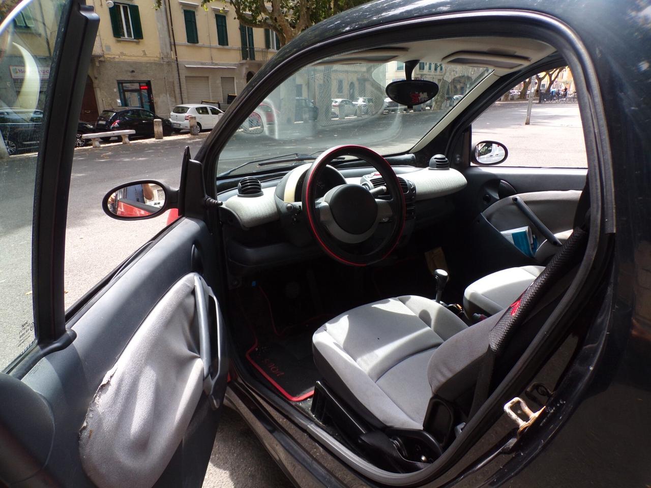 AUTO SMART FOURTWO COUPE' PASSION 55CV DEL 2003 MOTORE REVISIONATO