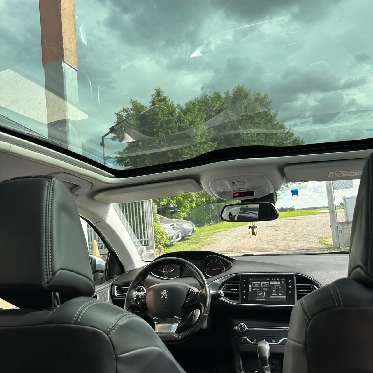 Peugeot 308 BlueHDi 120 S&S EAT6 SW GT Line