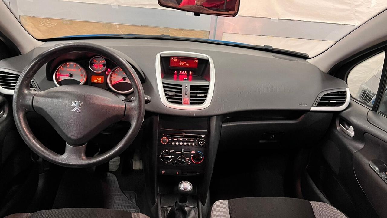 Peugeot 207 1.4 8V 75CV 5p. X Line ECO GPL