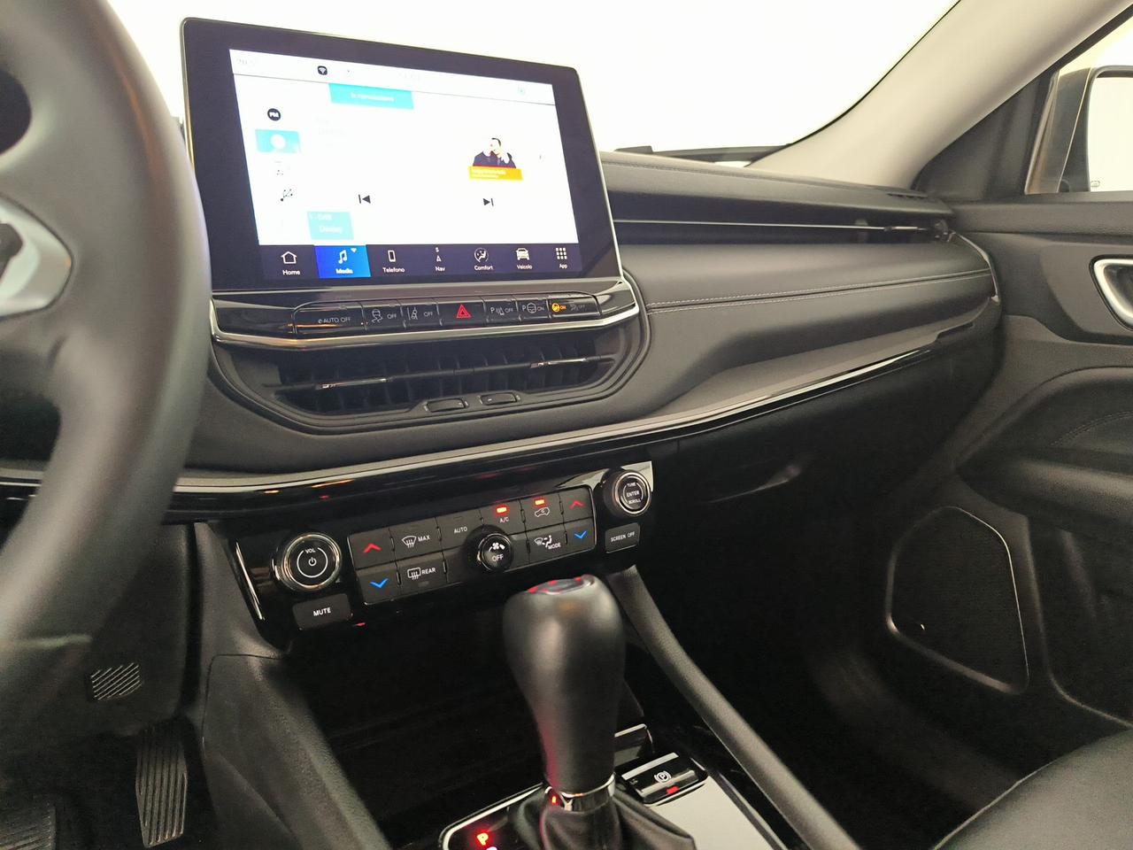 Jeep Compass 1.5 turbo t4 mhev night eagle 2wd 130cv dct