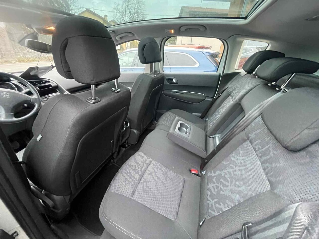 Peugeot 3008 1.6 HDi 110CV Premium