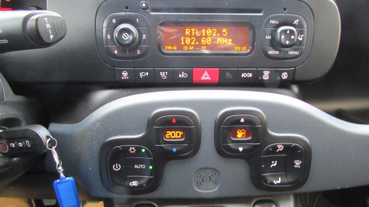 FIAT - Panda - 0.9 TwinAir Turbo S&S 4x4 SEDILI RISCALDATI. 5 POSTI SEDILI FRAZIONABILI.