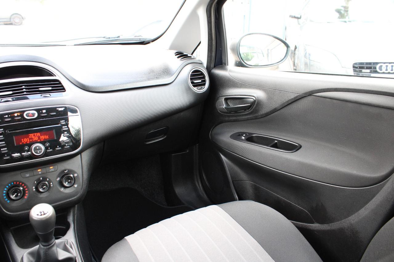 Fiat Punto 1.3 MJT II S&S 95 CV 5 porte Street