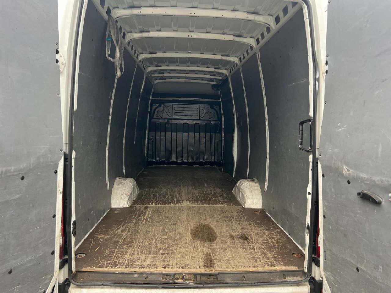 IVECO Daily 35 S12 A8 V H3 4100 E6d-temp