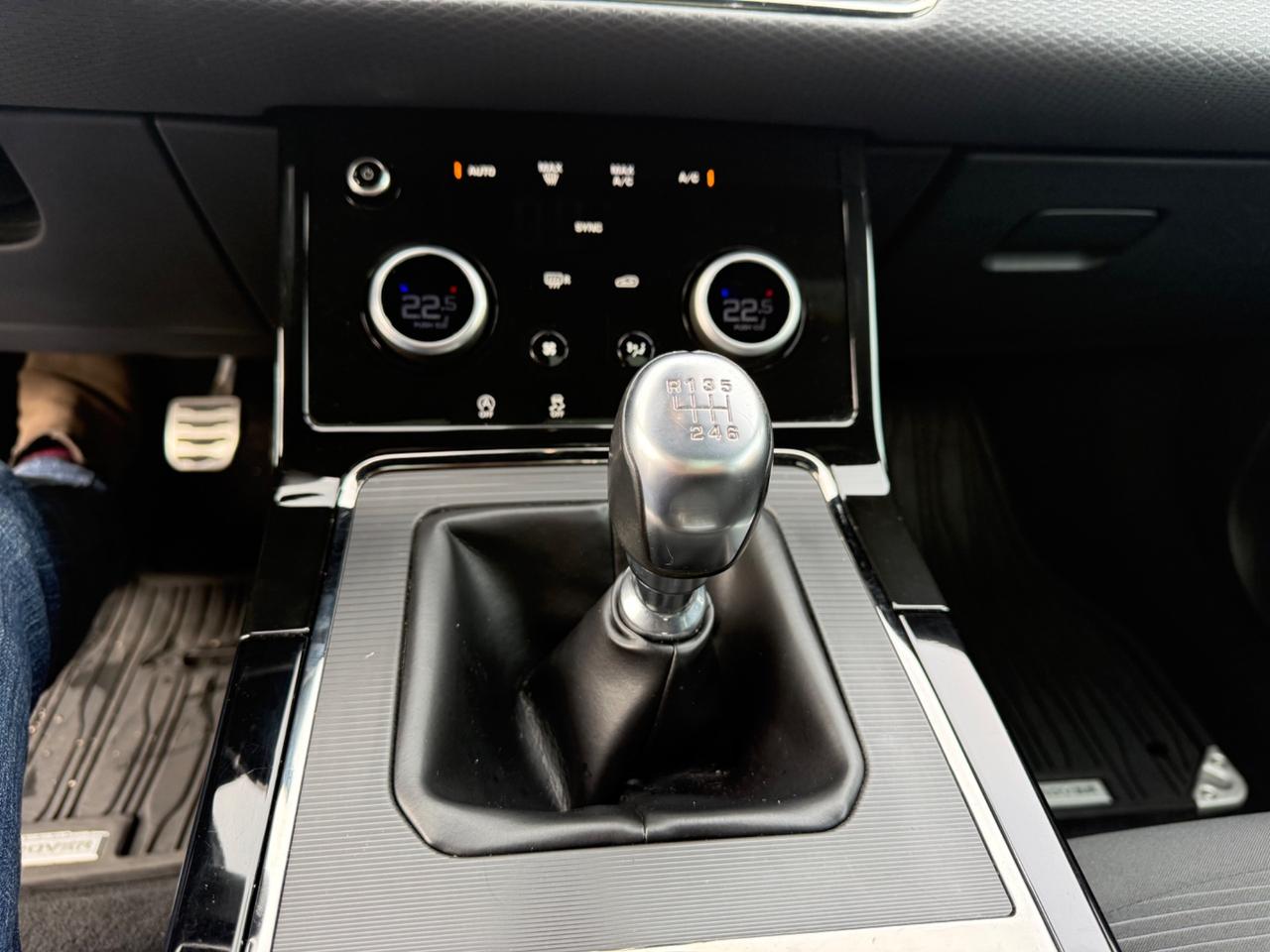 Land Rover Range Evoque 2.0D I4-L.Flw 150 CV R-Dynamic S