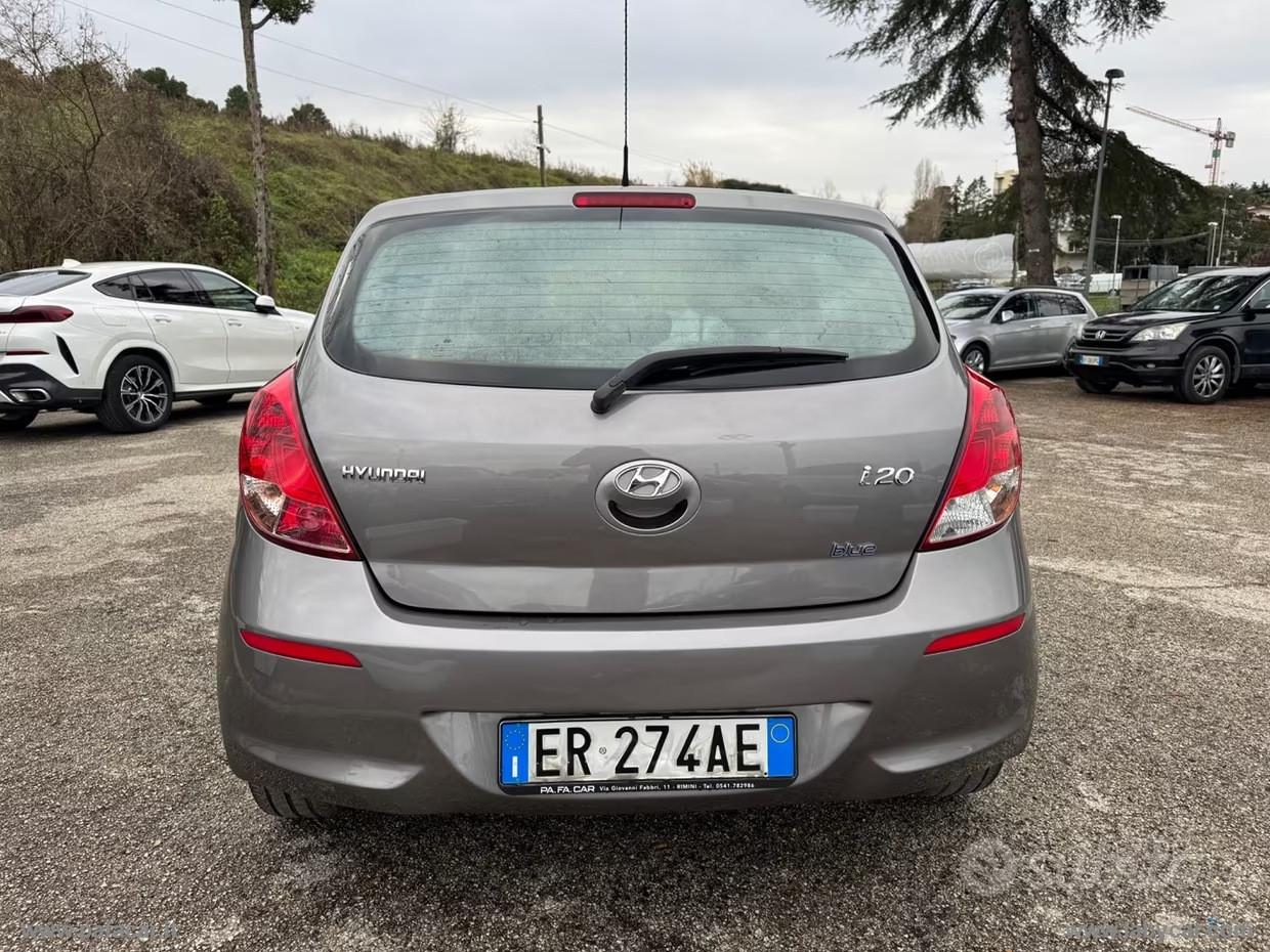 HYUNDAI i20 1.2 5p. Econext Sound Edition