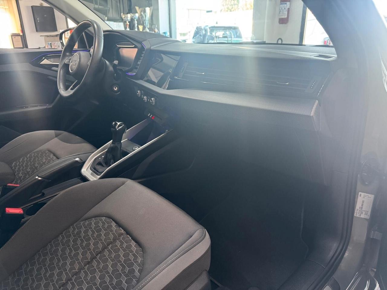 Audi A1 SPB 30 TFSI S tronic line edition UNICOPROPRIETARIO FULL OPT. PARI AL NUOVO!!!