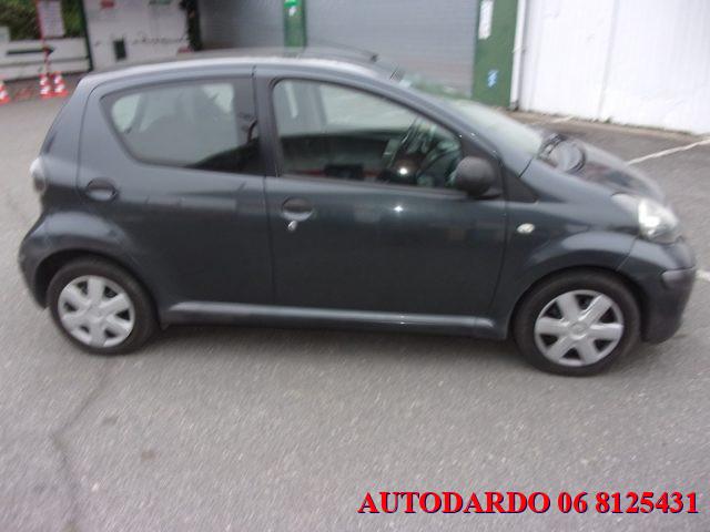 TOYOTA Aygo 1.0 12V VVT-i 5 porte Now Connect