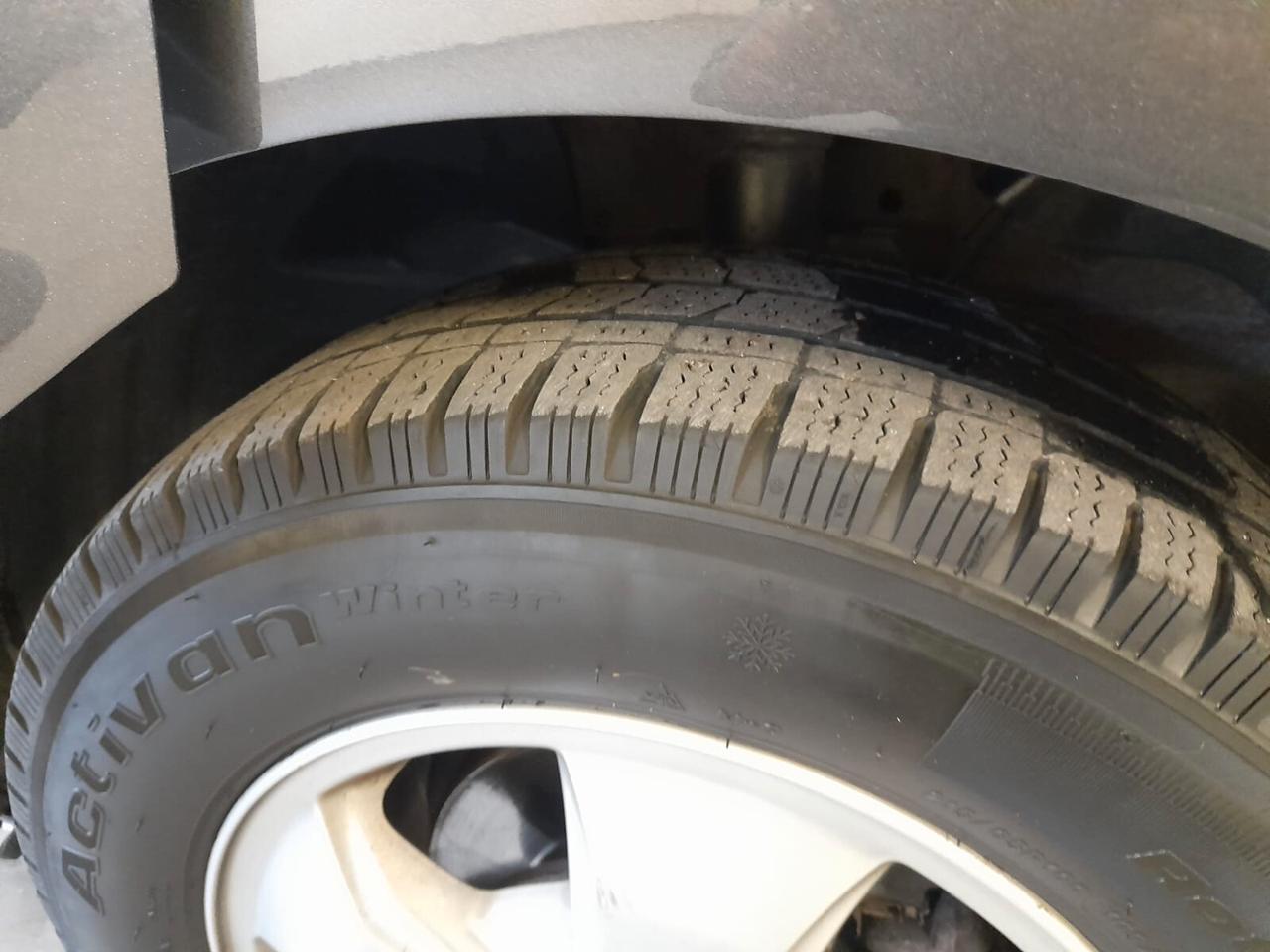 Ford Tourneo Custom 9 POSTI 310 2.0 TDCi 170CV PC Titanium