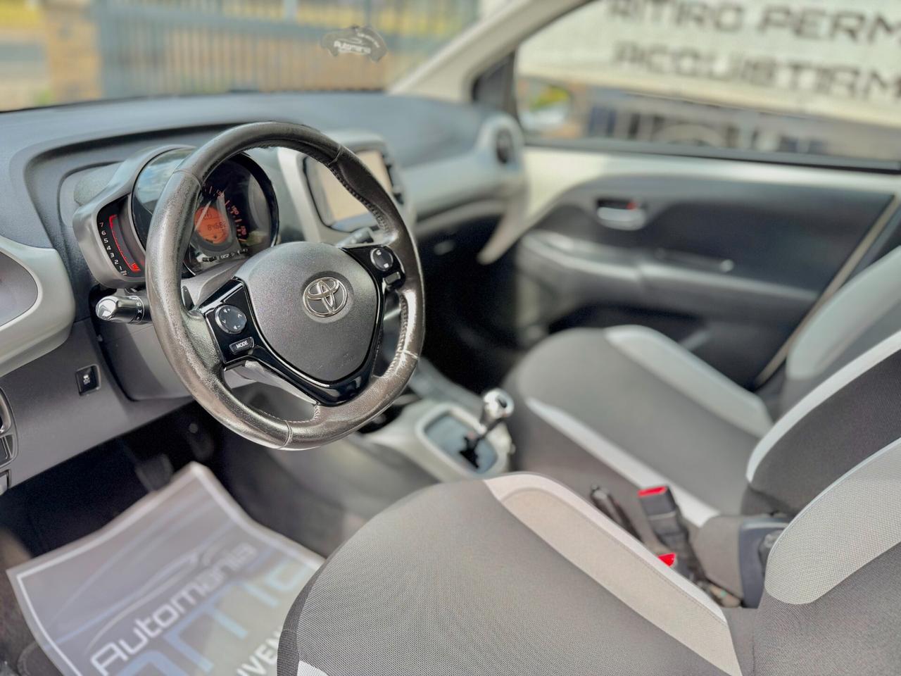 Toyota Aygo 1.0 69 CV 5p CAMBIOAUTO\PREZZOREALE\UNIPRO\KMCERTIFICATI
