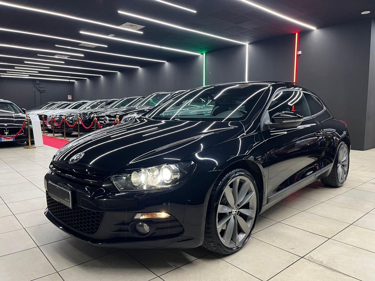 Volkswagen Scirocco 2.0 TSI DSG TETTO