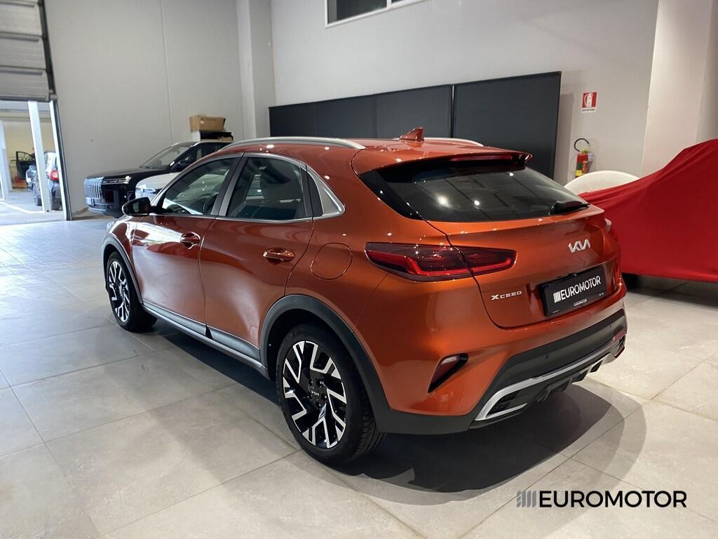 Kia Xceed 1.6 CRDi MHEV Business DCT
