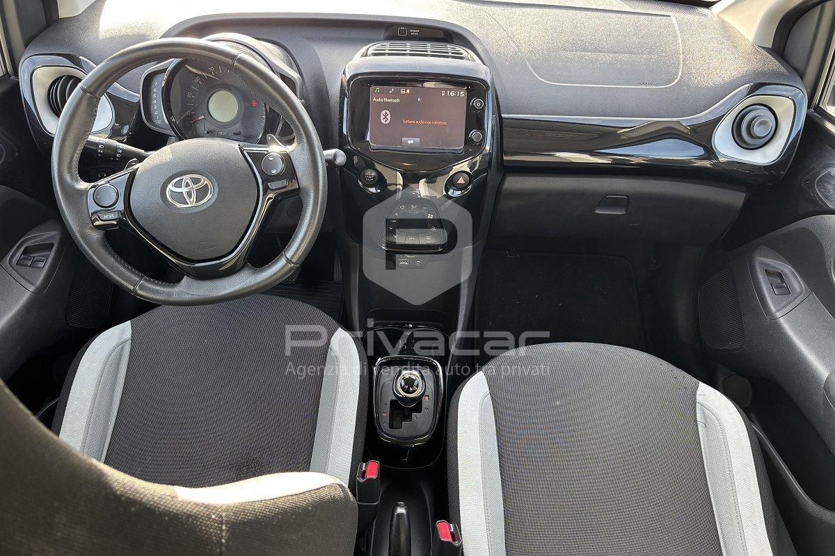 TOYOTA Aygo 1.0 VVT-i 69 CV 5 porte x-cool MMT