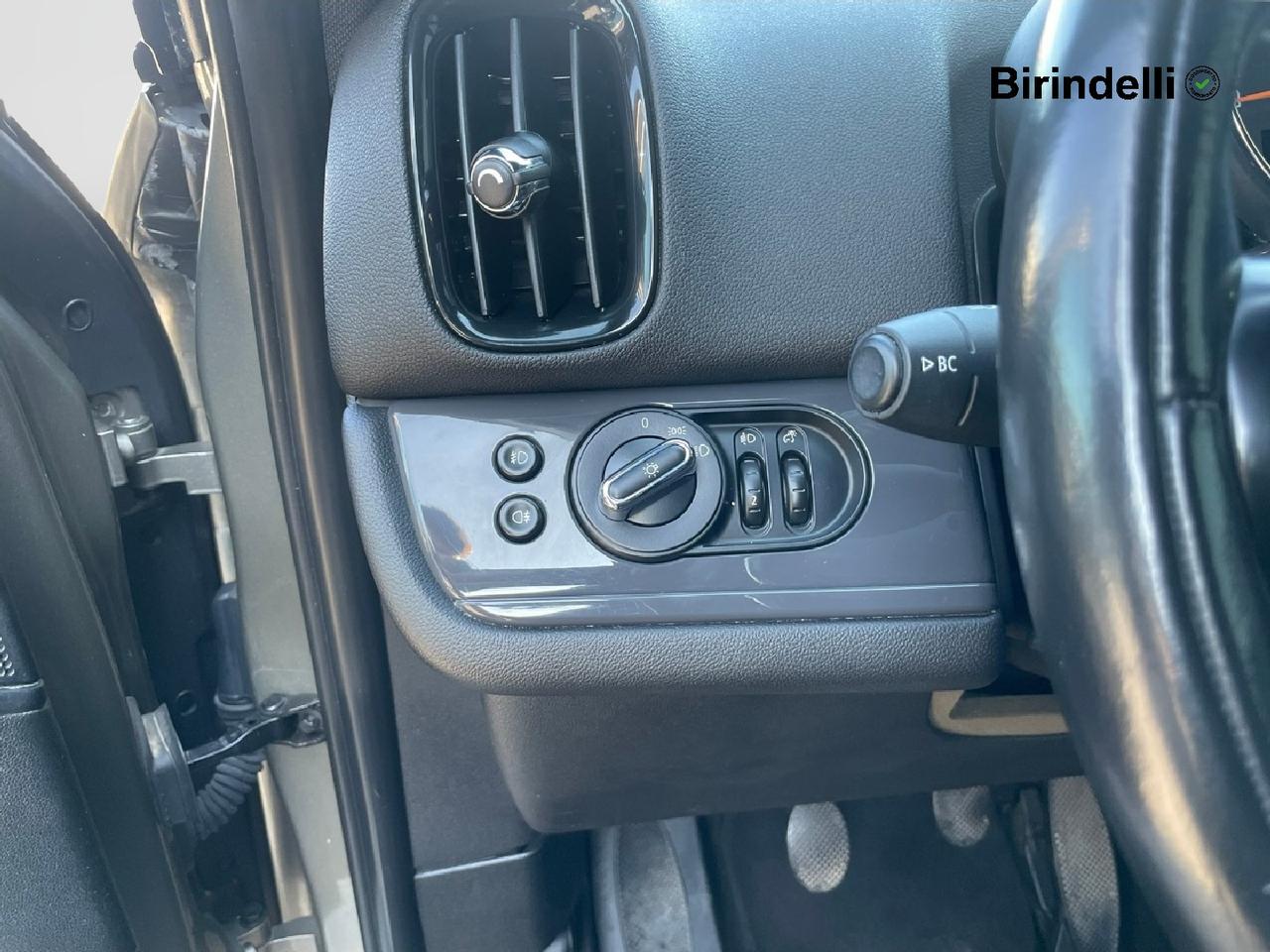 MINI Mini Countrym.(F60) - Mini 1.5 One D Boost Countryman