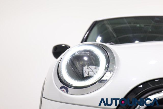 MINI Cooper 1.5 COOPER CAMDEN 5PORTE AUTOMATICA TETTO PANORAMA