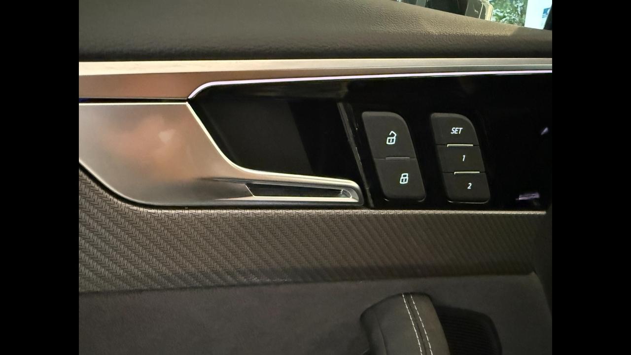 AUDI A4 V 2019 Avant - RS4 Avant 2.9 tfsi quattro 450cv tiptronic