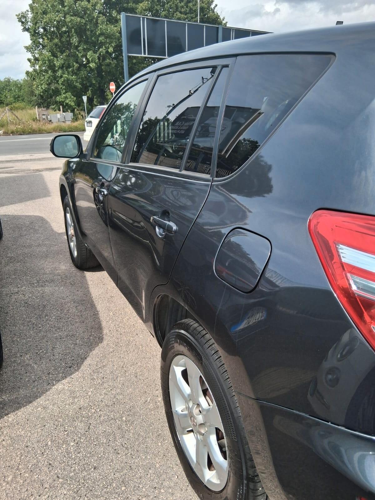 Toyota RAV 4 RAV4 Crossover 2.2 D-4D 150 CV DPF Exclusive