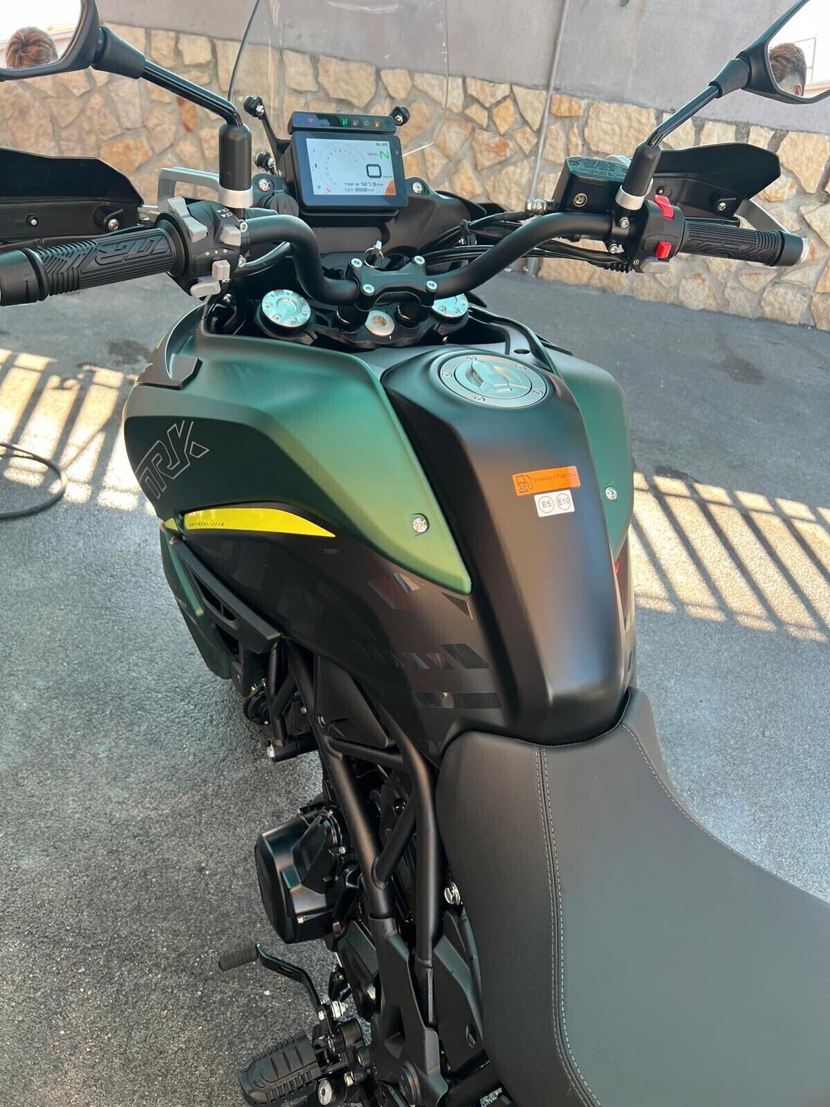 Benelli TRK 702 X TOURING