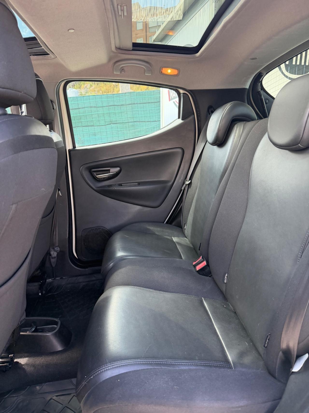 Lancia Ypsilon 1.3 MJT 16V 95 CV 5 porte S&S Platinum