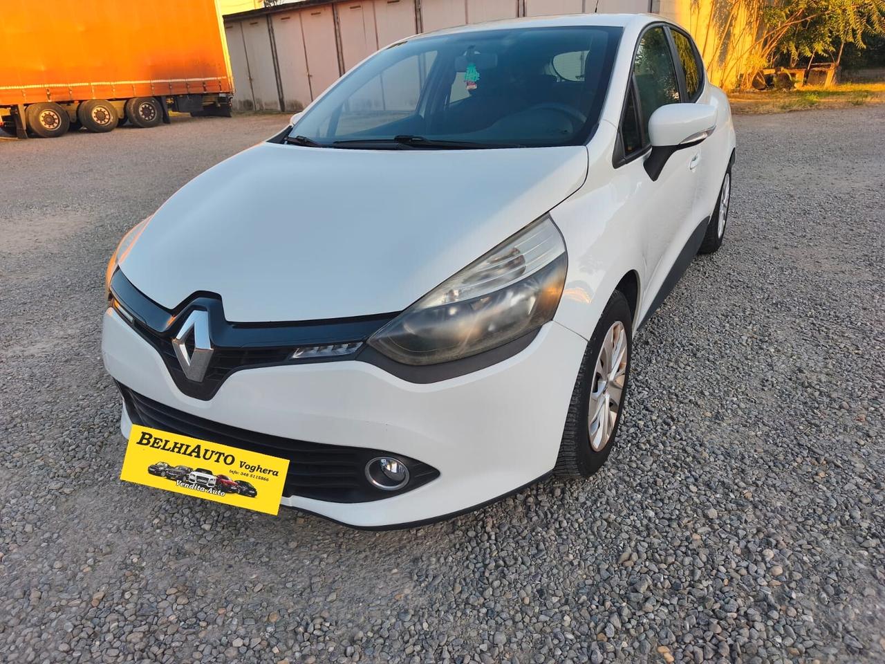 Renault Clio 2016----1.5 Diesel Neopatentati