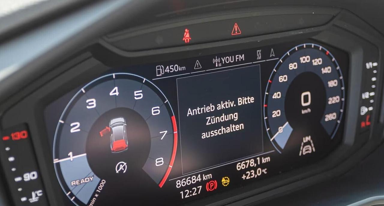 Audi A1 SPB 30 TFSI S line edition Navi LED